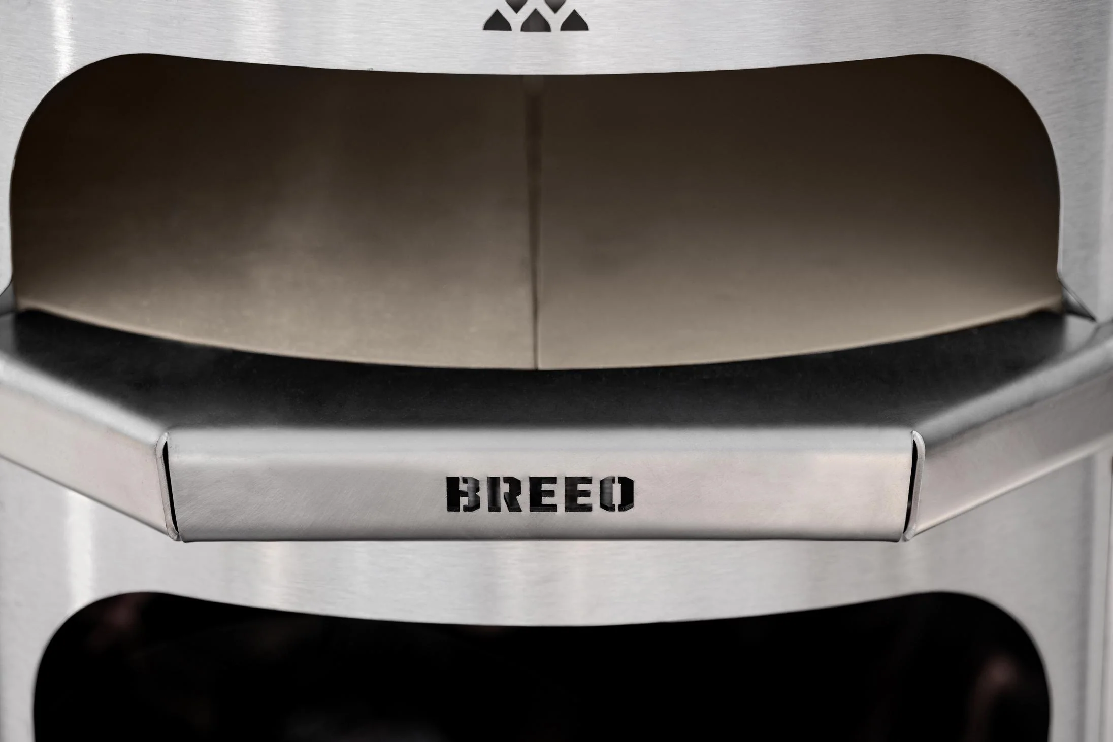 Live-Fire Pizza Oven - Image 9